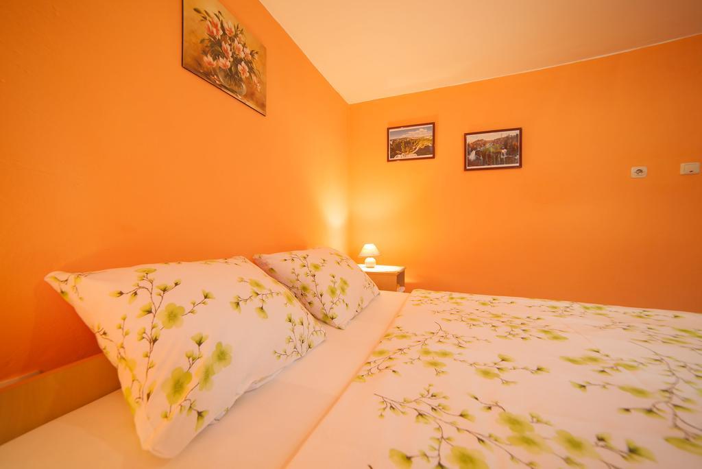 Apartment Tomasevic Slunj Eksteriør billede