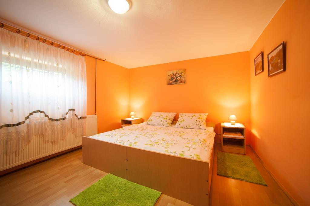 Apartment Tomasevic Slunj Eksteriør billede