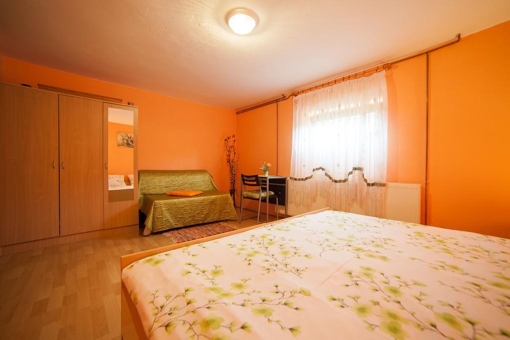 Apartment Tomasevic Slunj Eksteriør billede